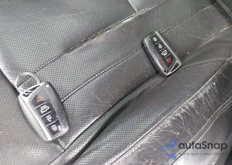 2015 Hyundai Genesis 3.8 from USA, damaged, VIN KMHGN4JE2FU046668